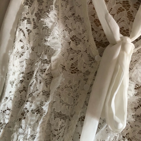 Lace Blouse - Picture 2 of 5